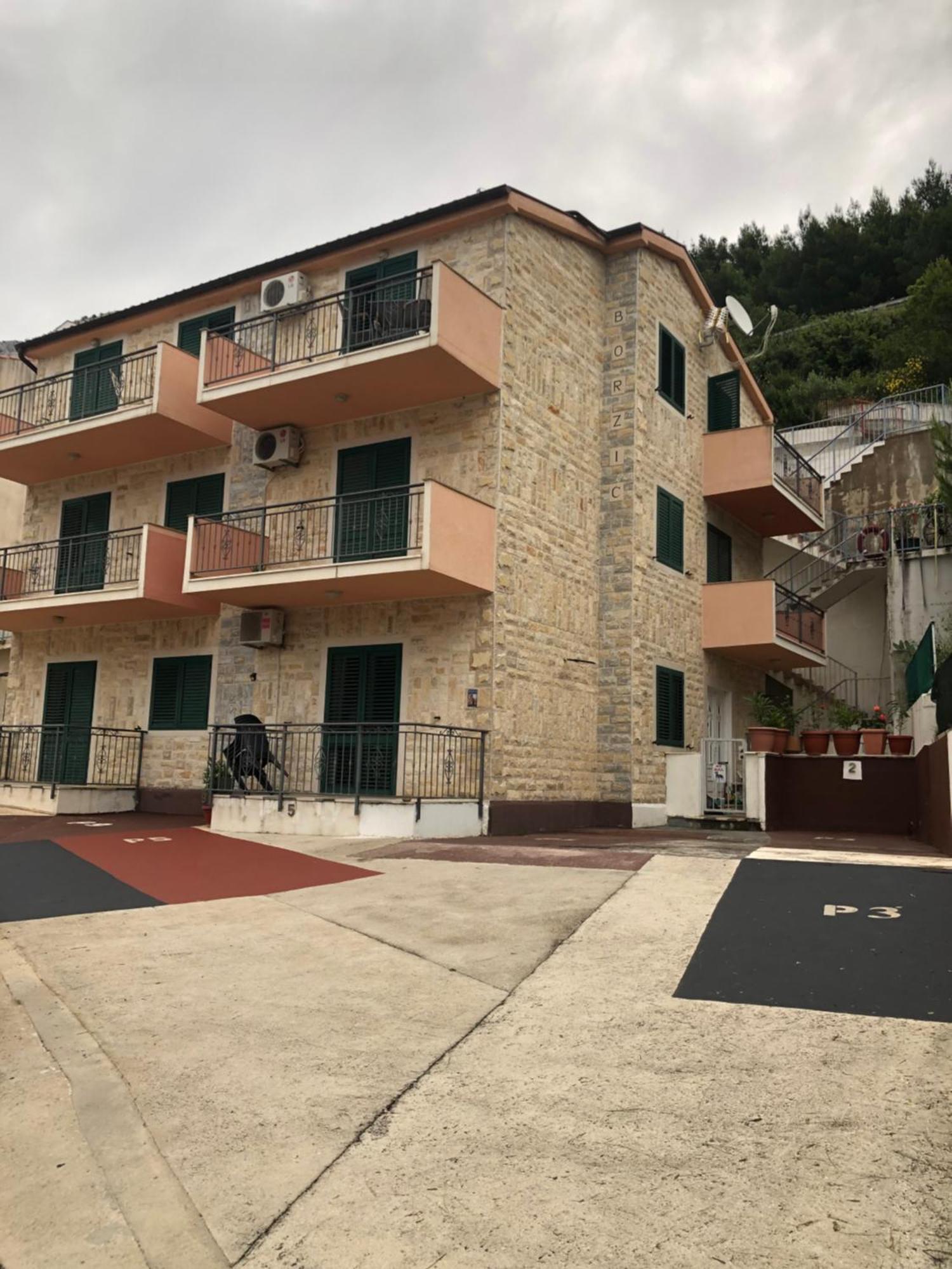 Villa Borzic Omis Exterior photo